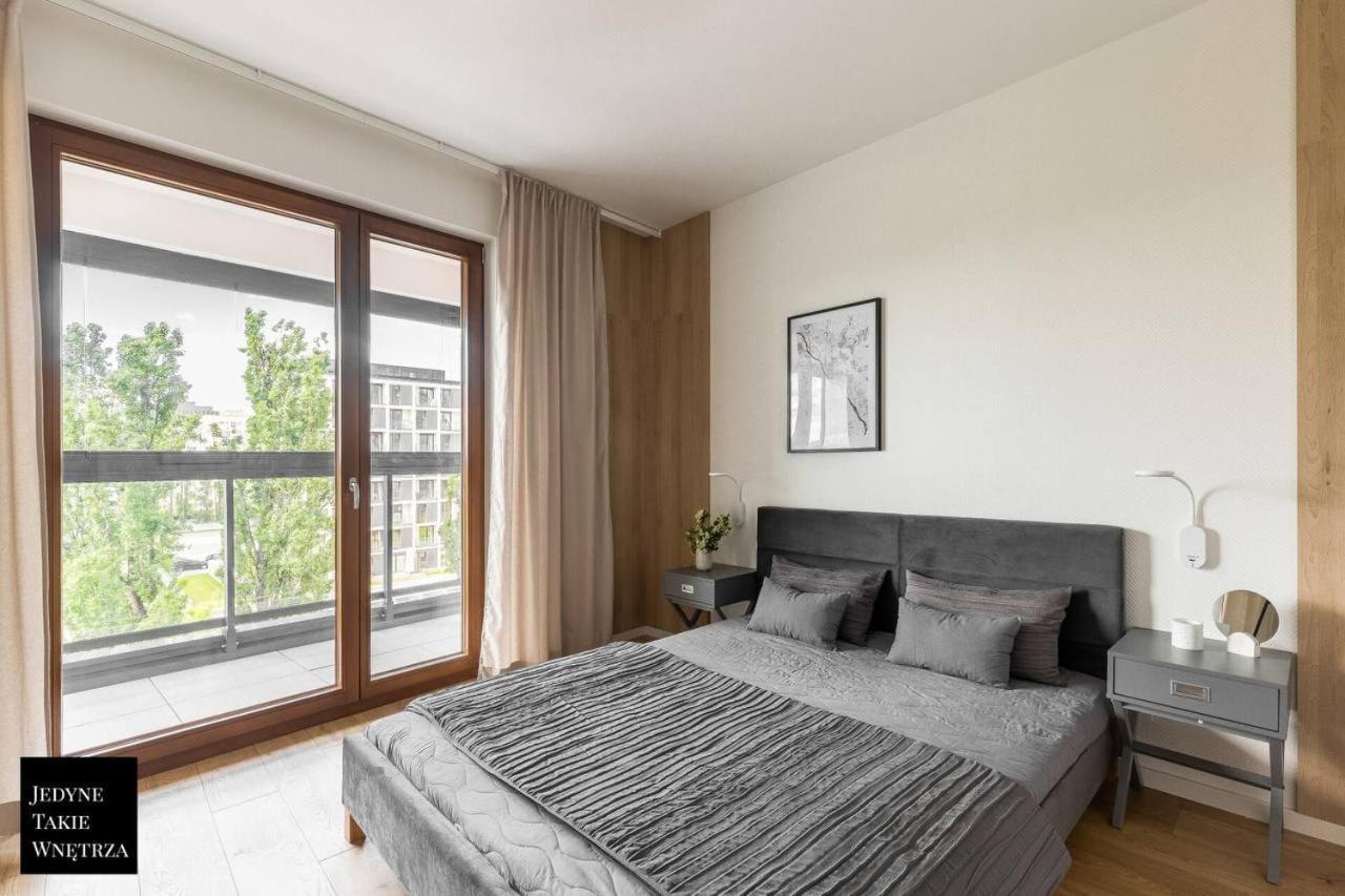 Premium With Free Parking Near Muzeum Powstania Warszawa